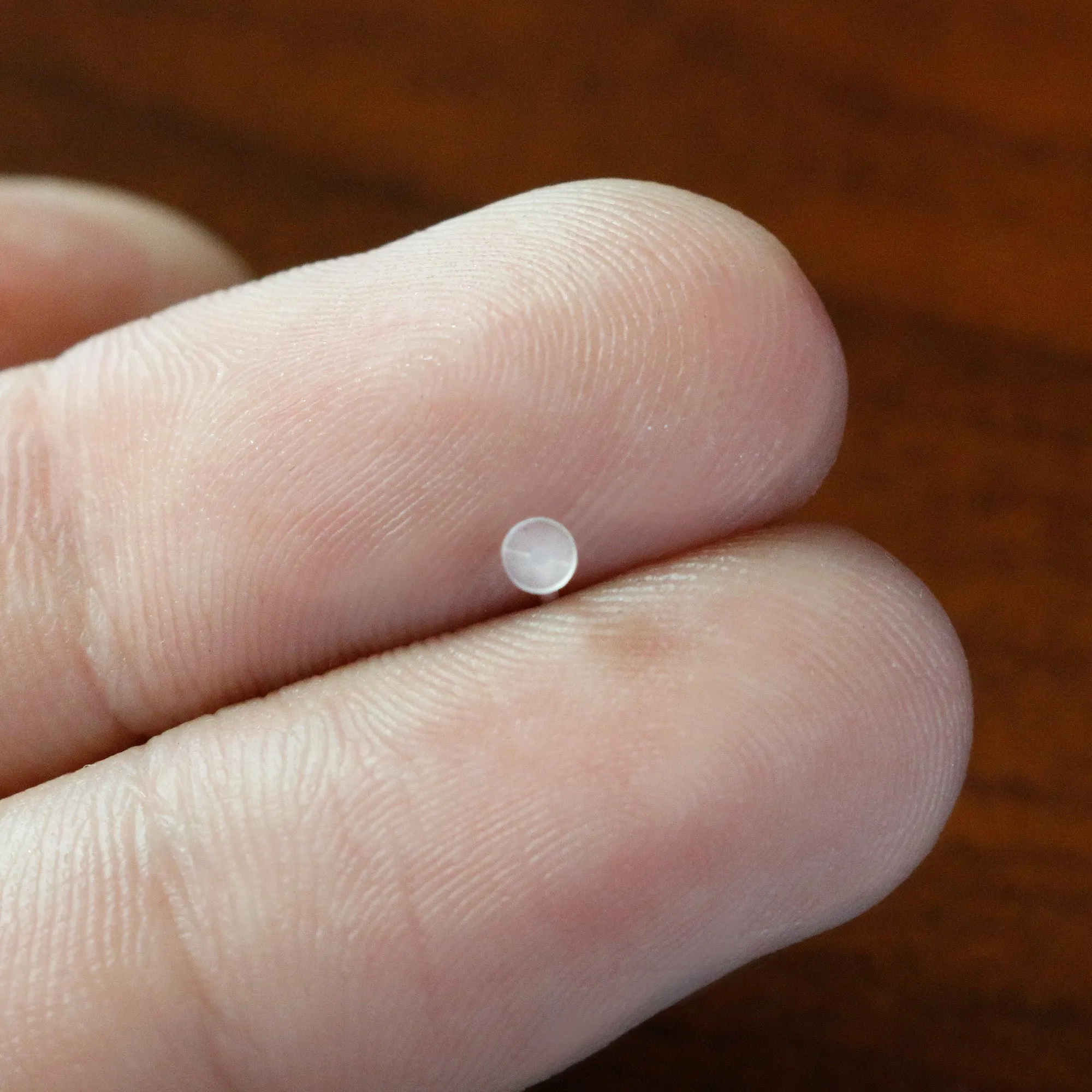 20 Gauge Clear Flat Bioplast Nose Retainer