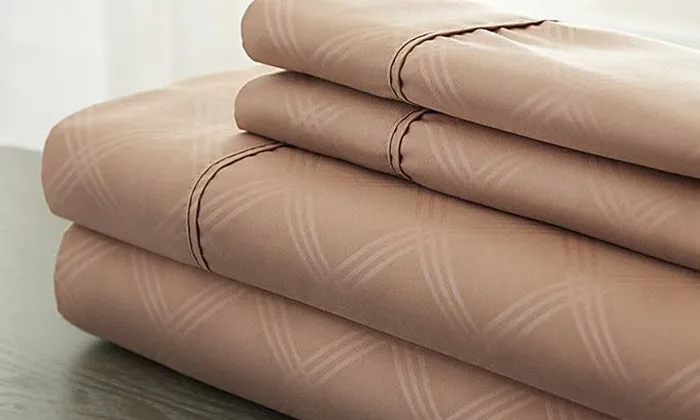 4-Piece Set: Super-Soft 1600 Series Plaid Embossed Bed Sheet