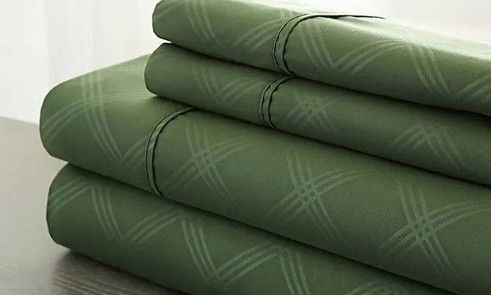 4-Piece Set: Super-Soft 1600 Series Plaid Embossed Bed Sheet