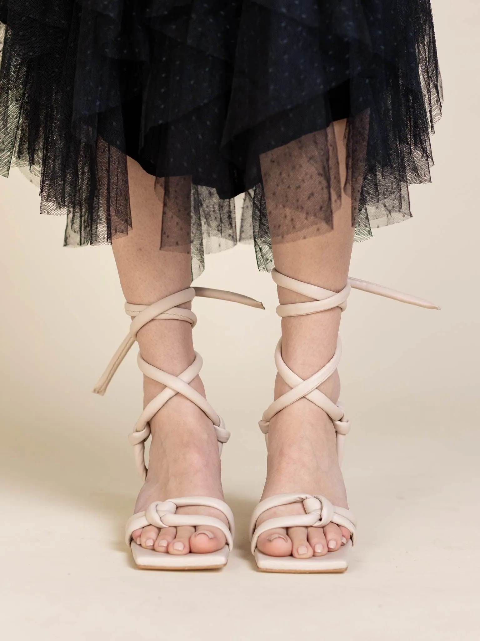 ALOHAS Creative Ankle Strappy Hex Heel Sandal