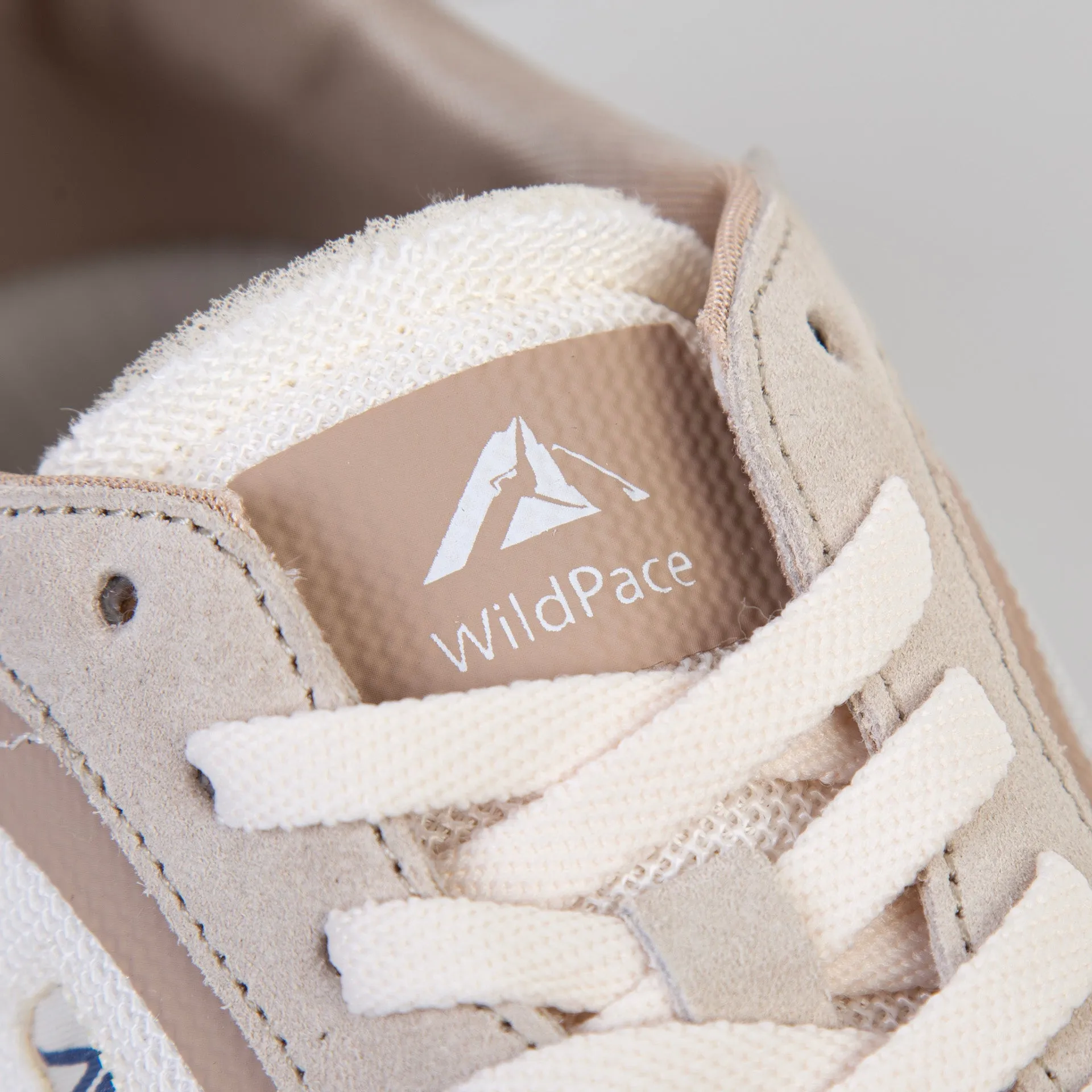 AUTRY SNEAKERS WILDPACE LDLM-AK 03