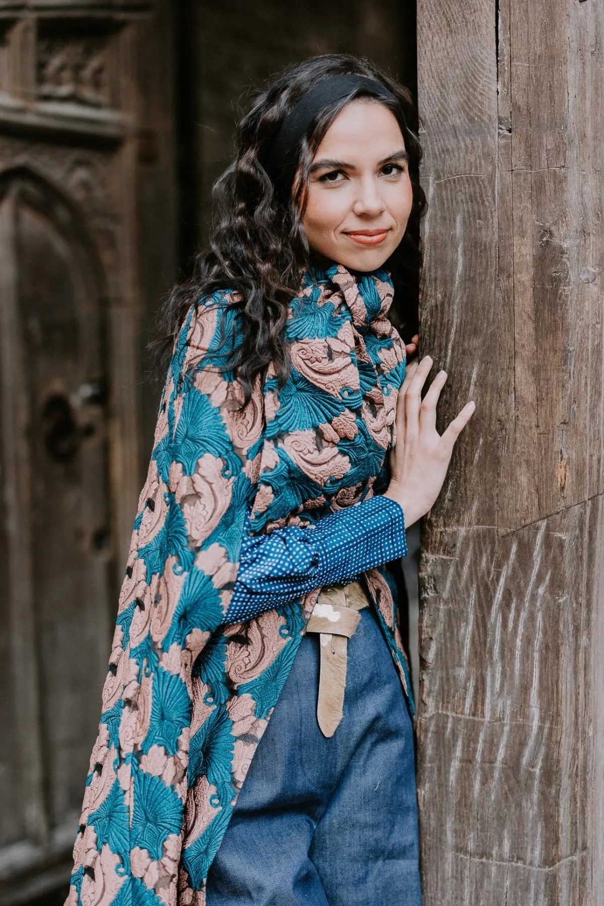 Ava Cape