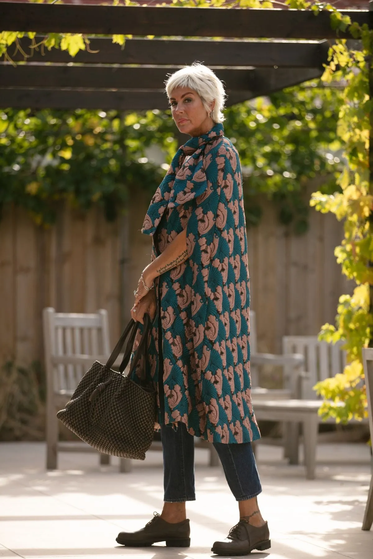Ava Cape
