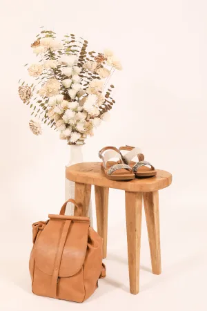 Bashful Sandal