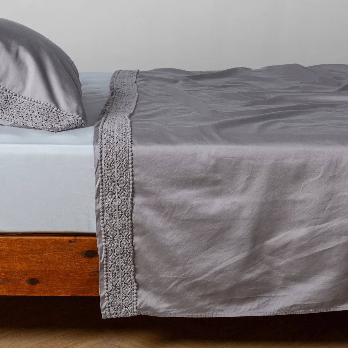 Bria Flat Sheet