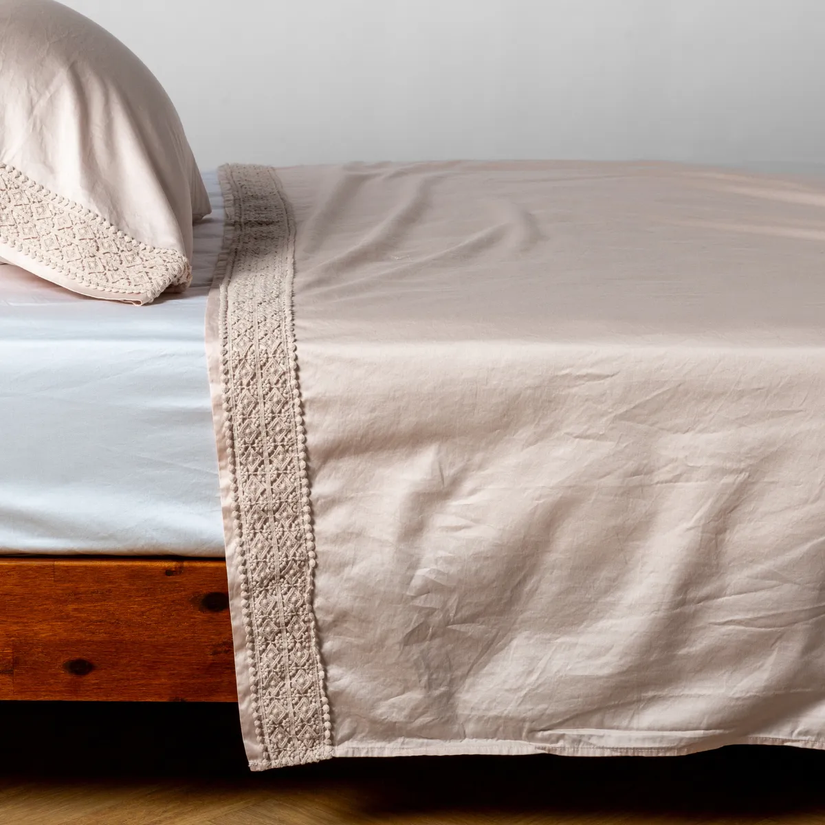 Bria Flat Sheet