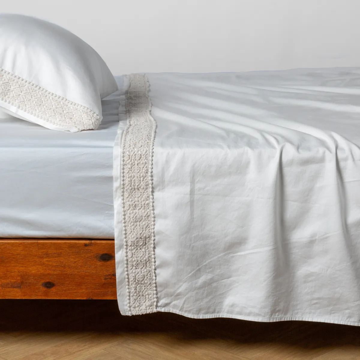 Bria Flat Sheet