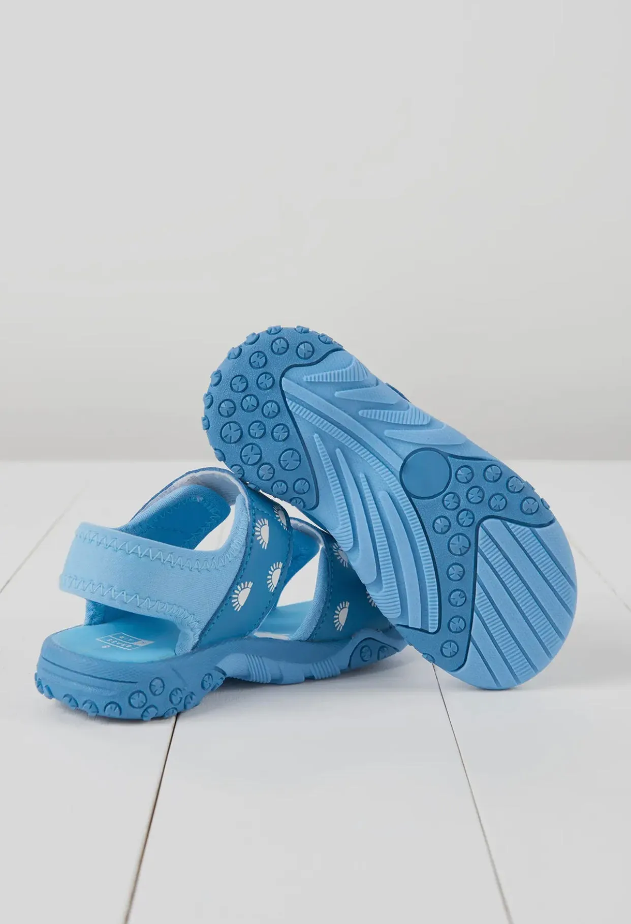 Cornflower Blue Color-Changing Sandals