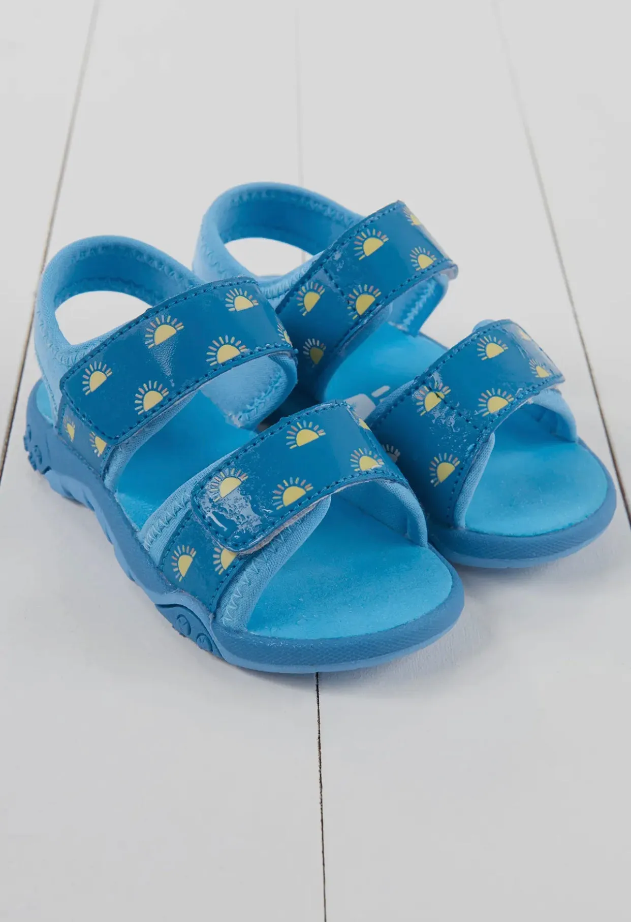 Cornflower Blue Color-Changing Sandals