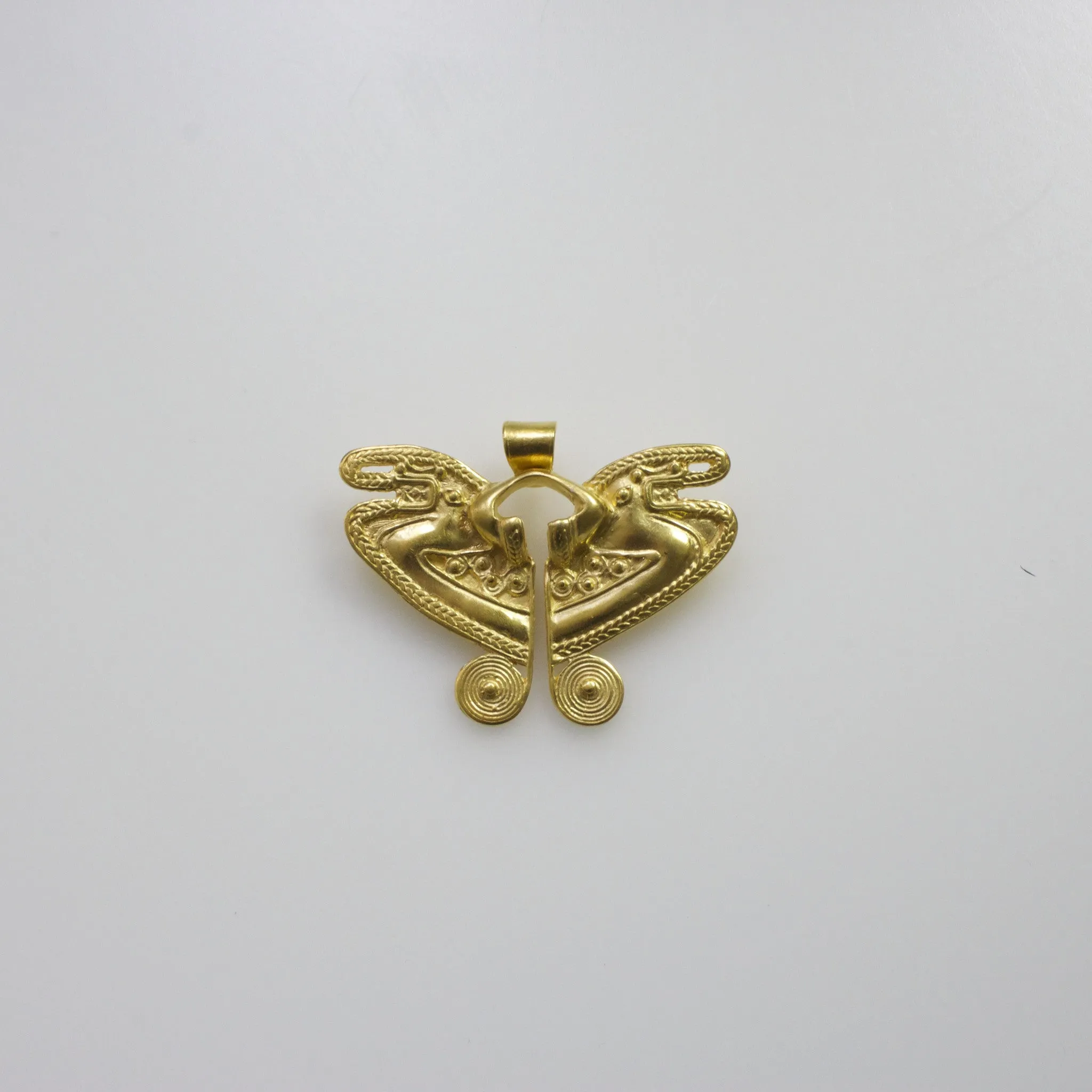 Double Flat Birds Pendant