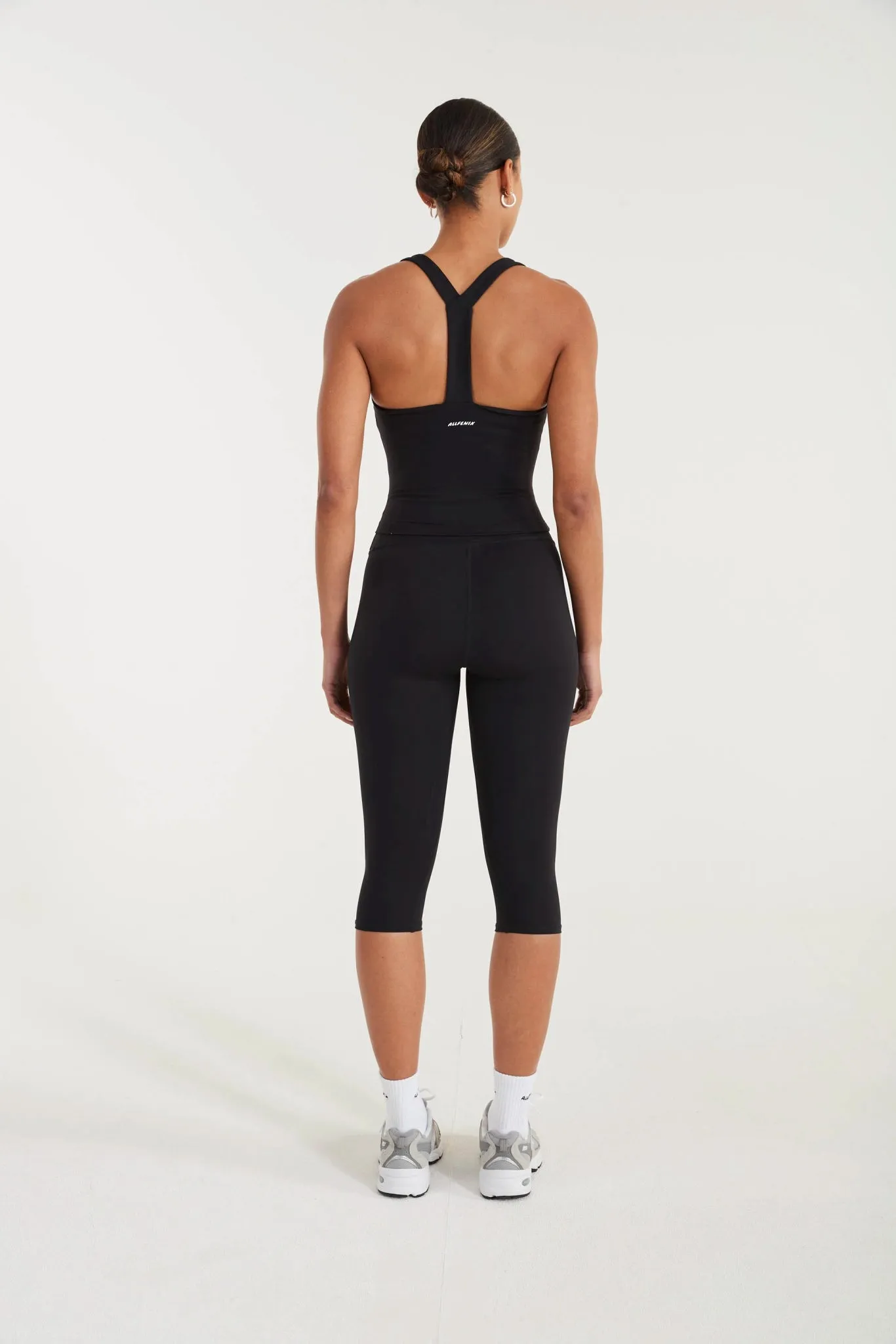 EcoSculpt Capri Legging