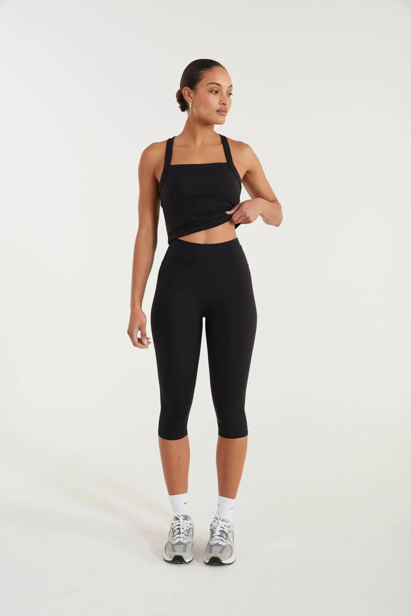 EcoSculpt Capri Legging