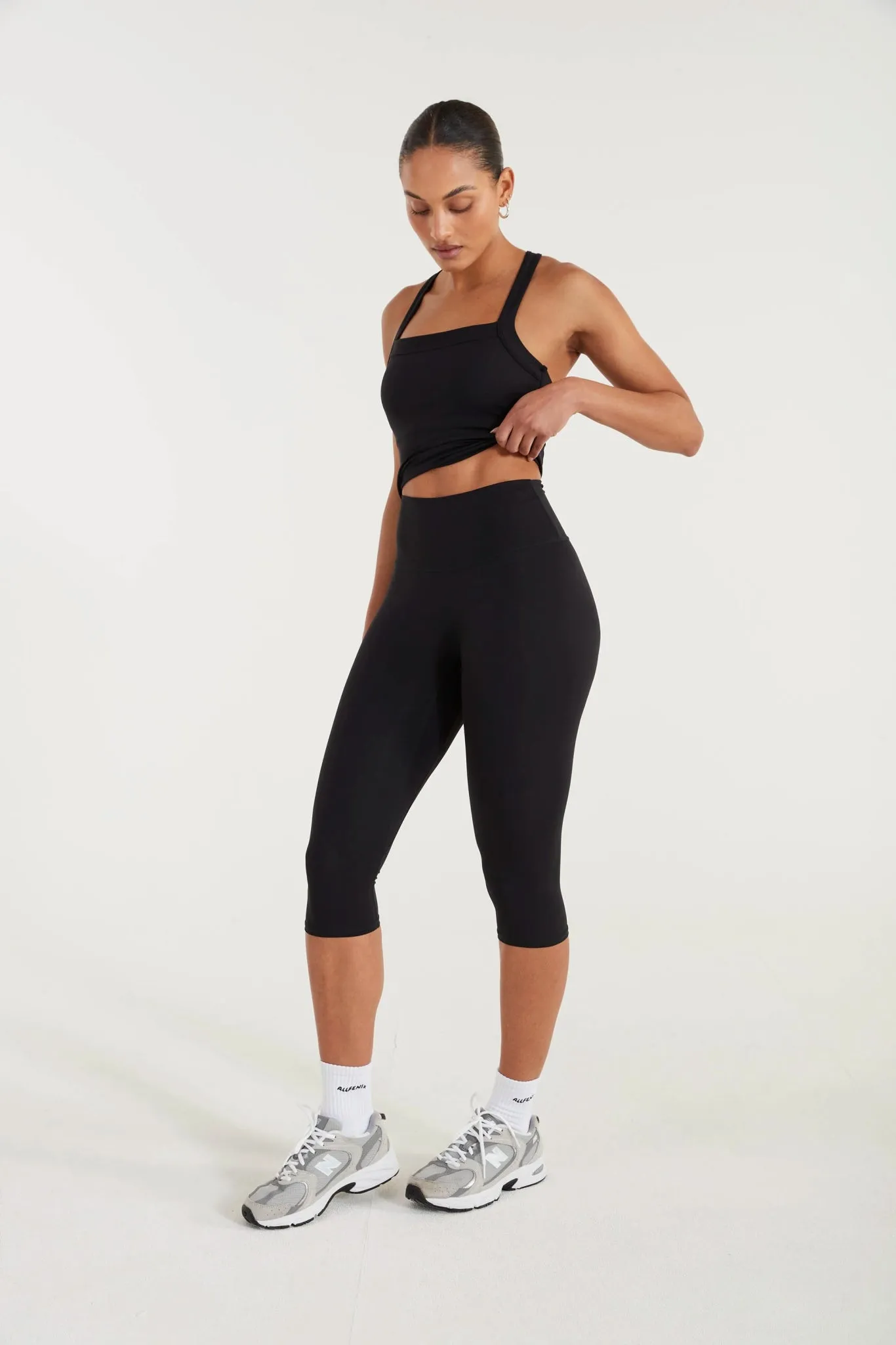 EcoSculpt Capri Legging