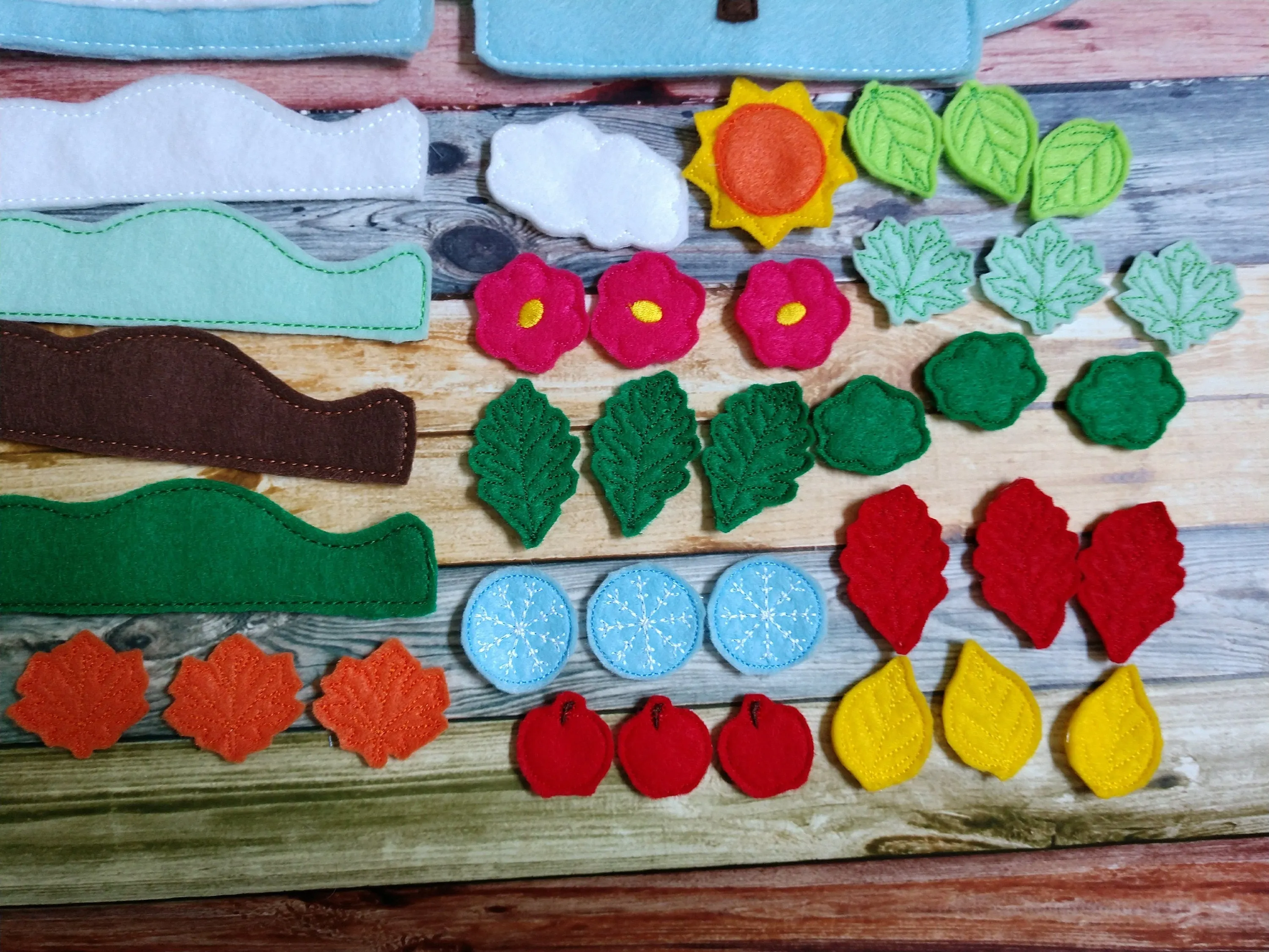 Four seasons quiet book - felt activity board - learning quiet board - felt board - Autumn - Winter - Spring - Summer