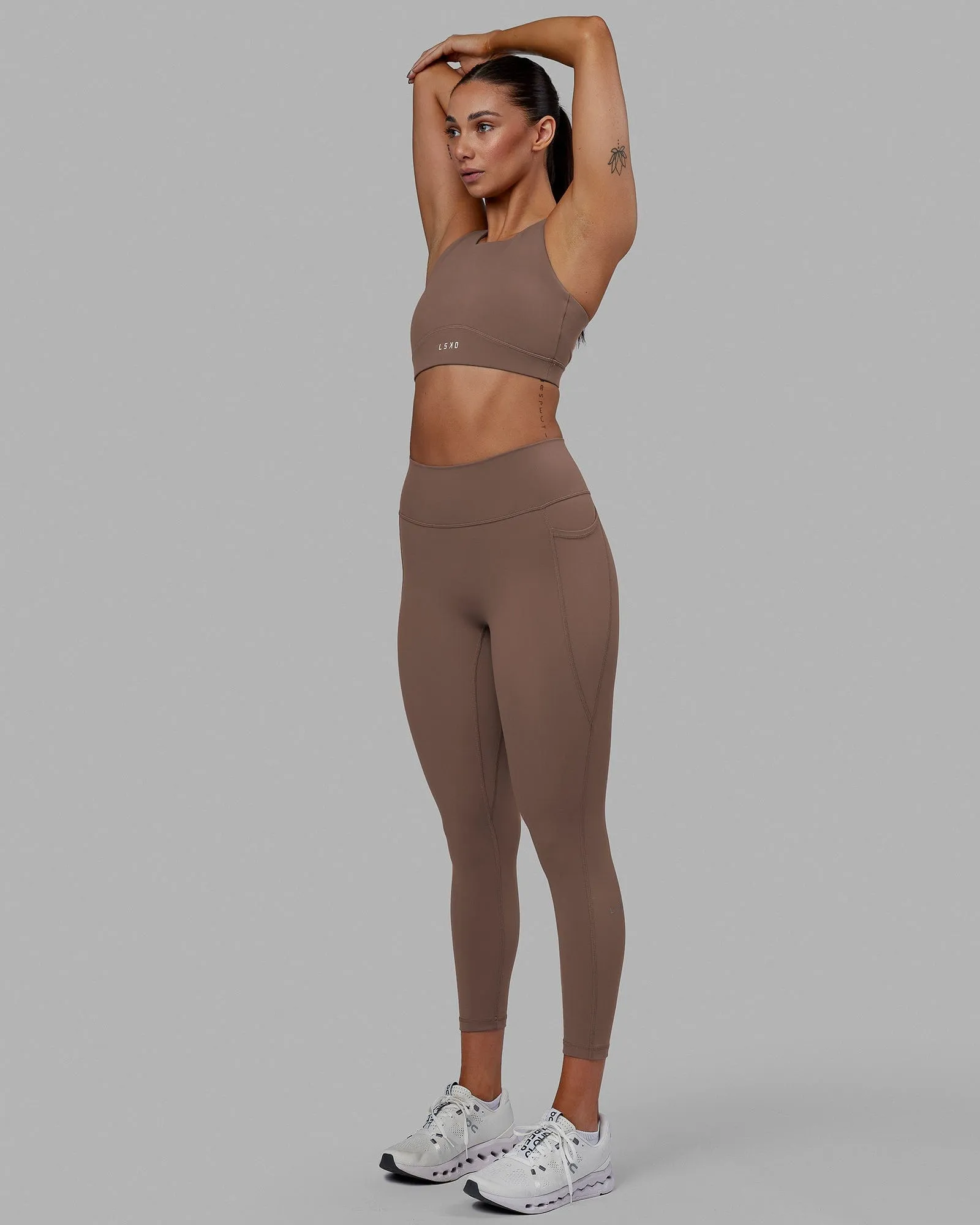 Fusion 7/8 Length Tights with Pockets - Deep Taupe