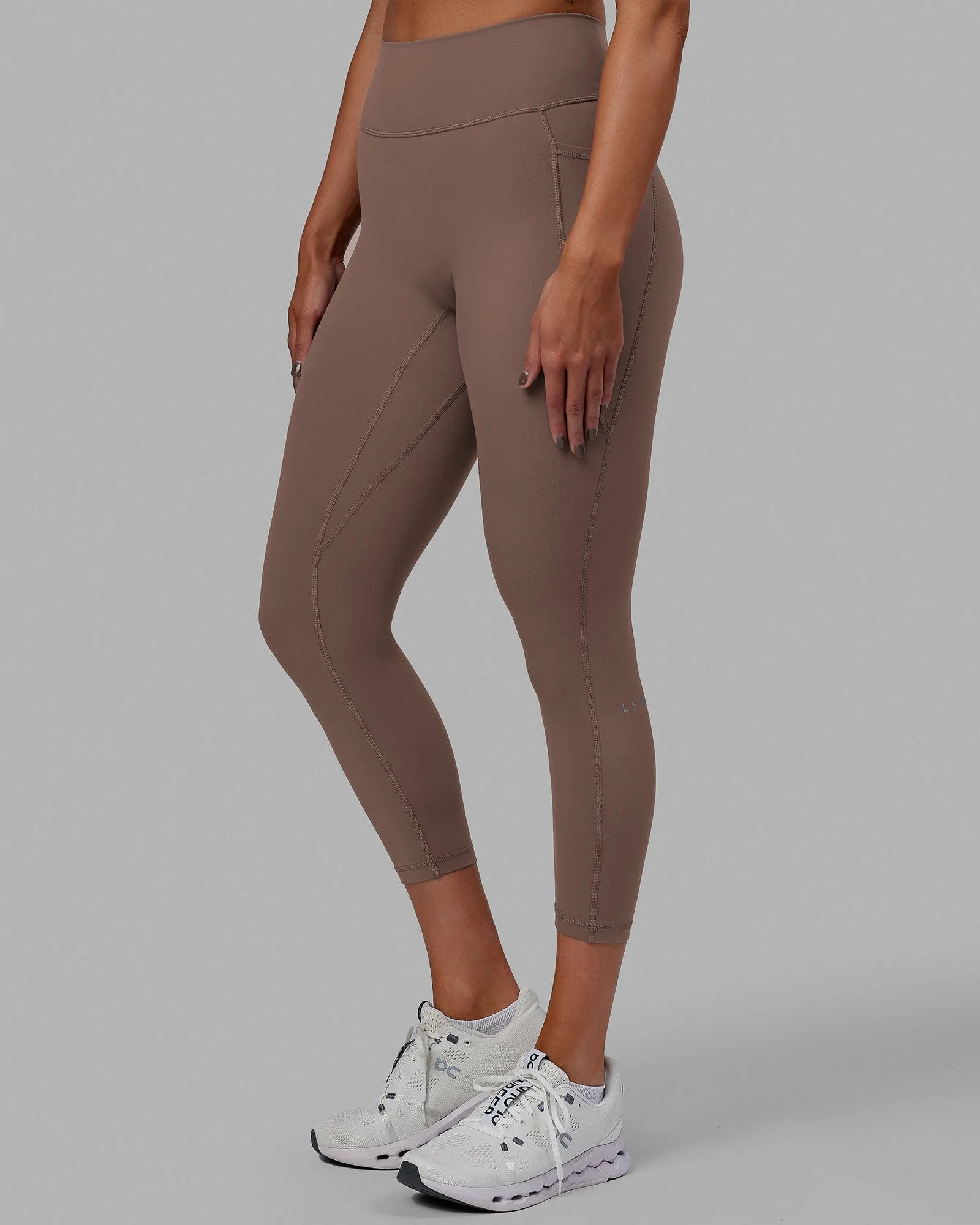 Fusion 7/8 Length Tights with Pockets - Deep Taupe