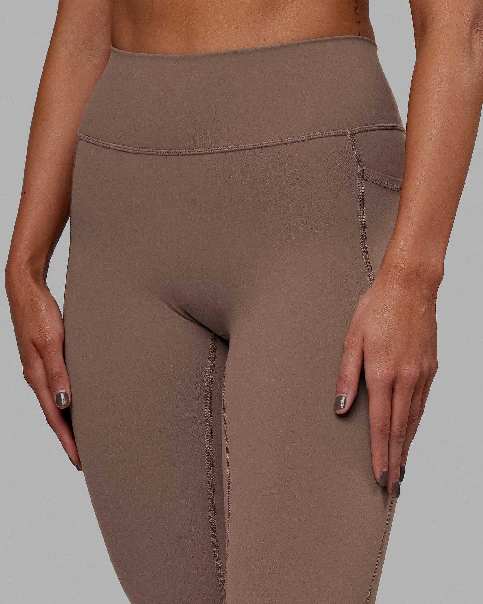 Fusion 7/8 Length Tights with Pockets - Deep Taupe