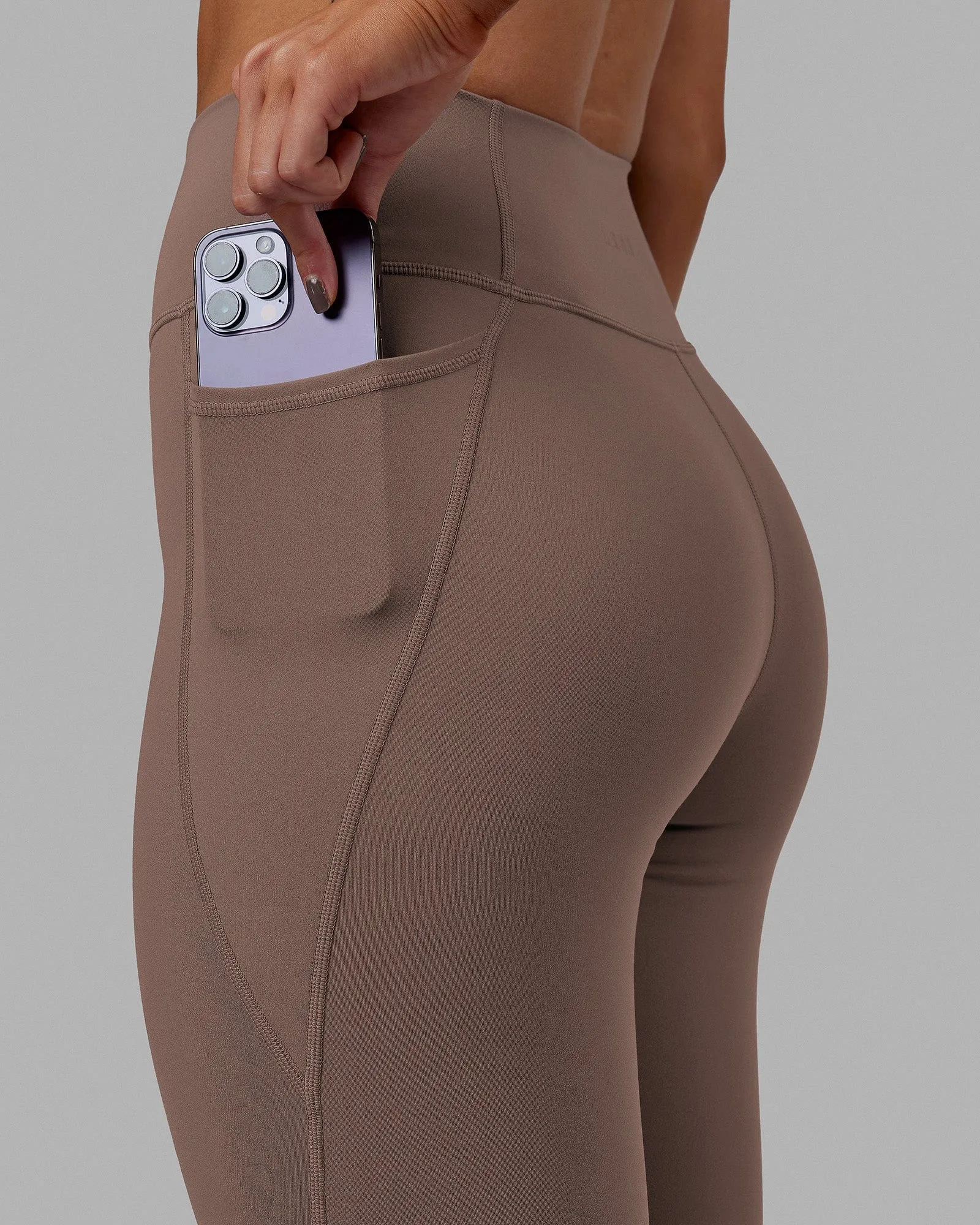 Fusion 7/8 Length Tights with Pockets - Deep Taupe