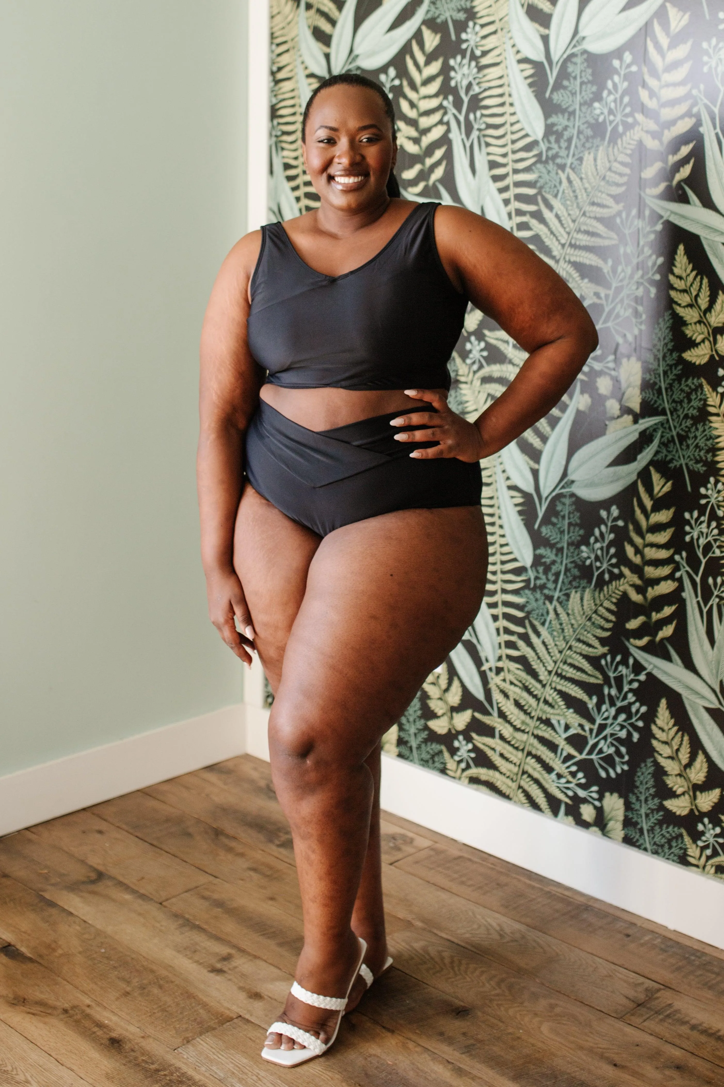 Hazel Blues® | Come Sail Away Swim Top In Black