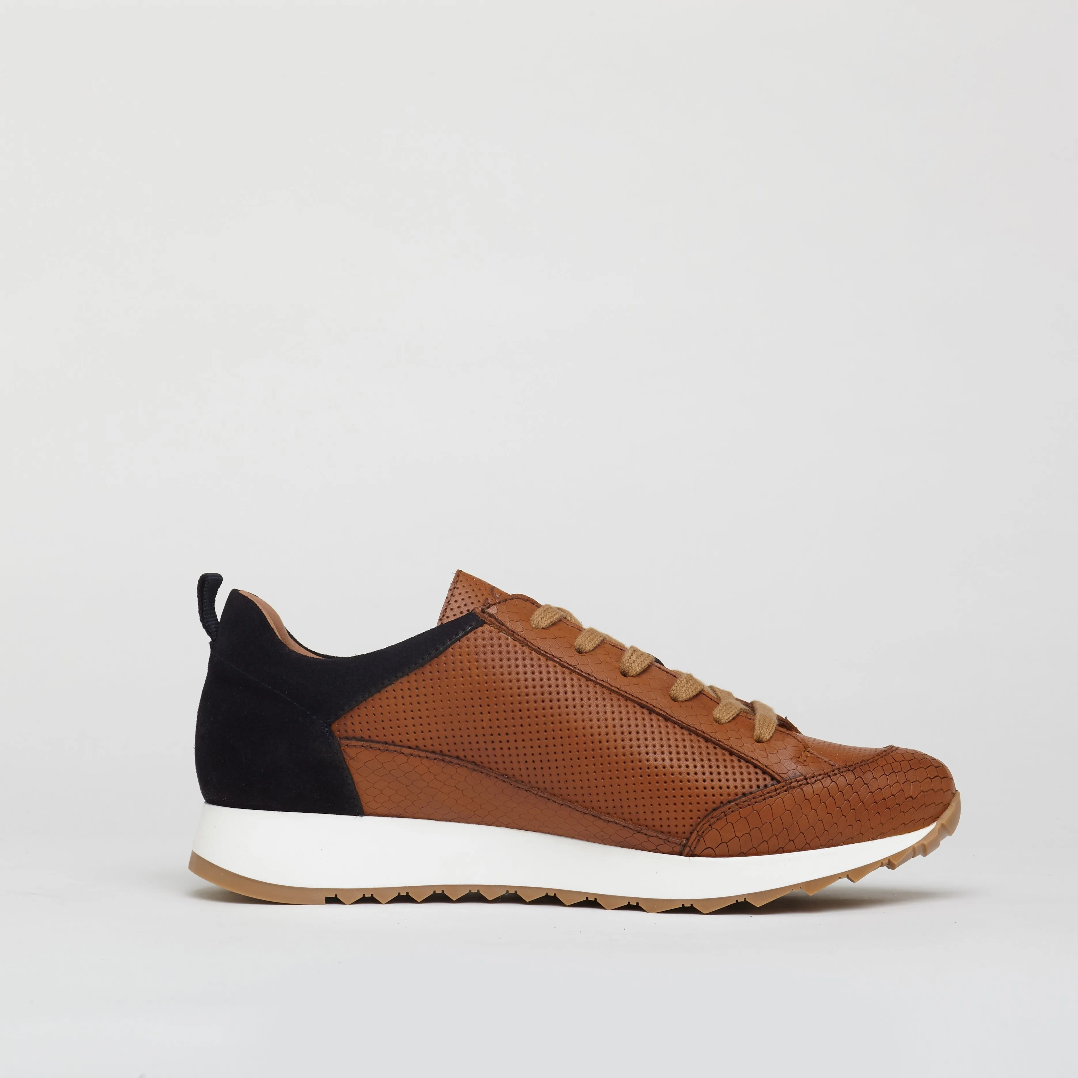 King’s Cross Leather Trainers in Tan/Black
