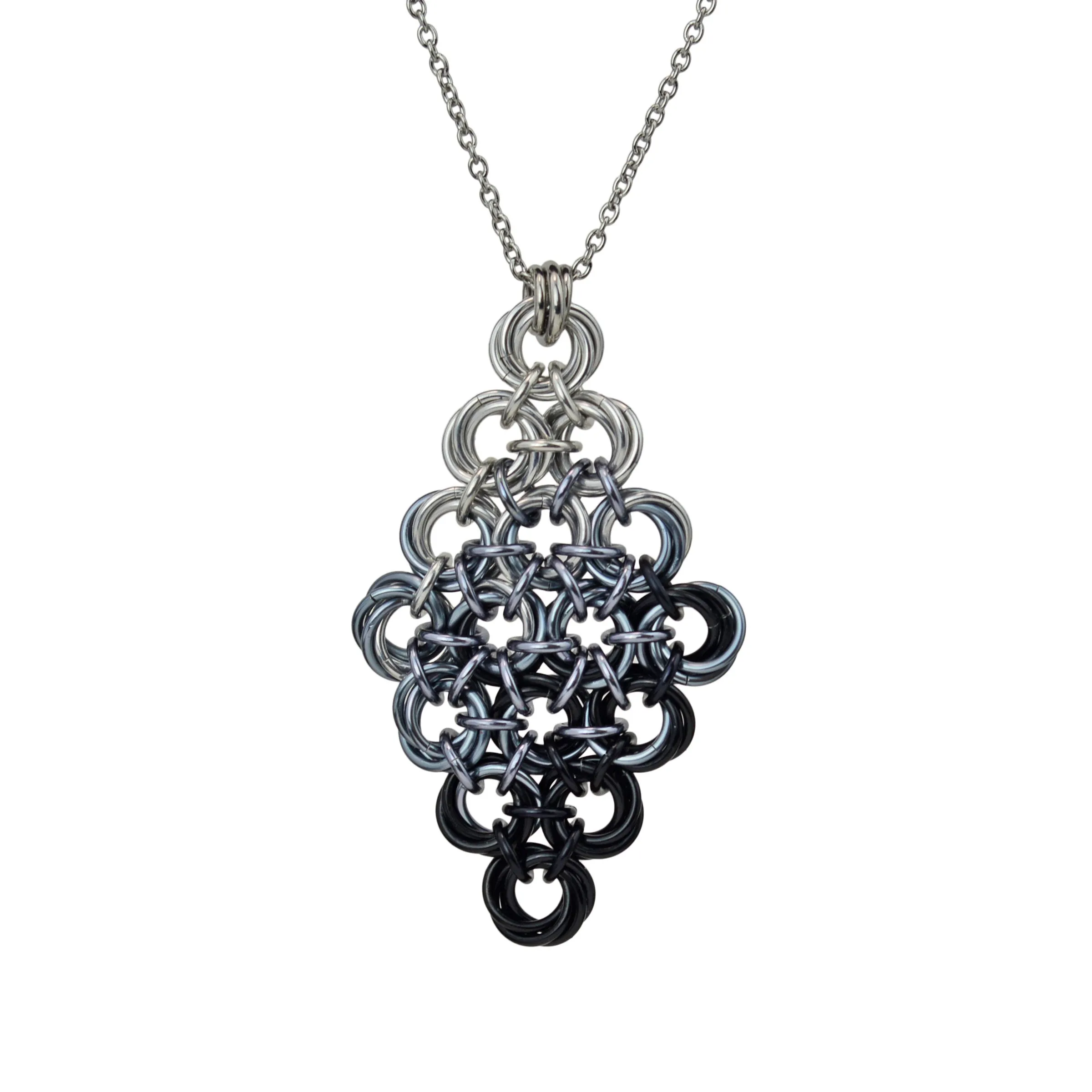 Knotted Diamond - Industrial