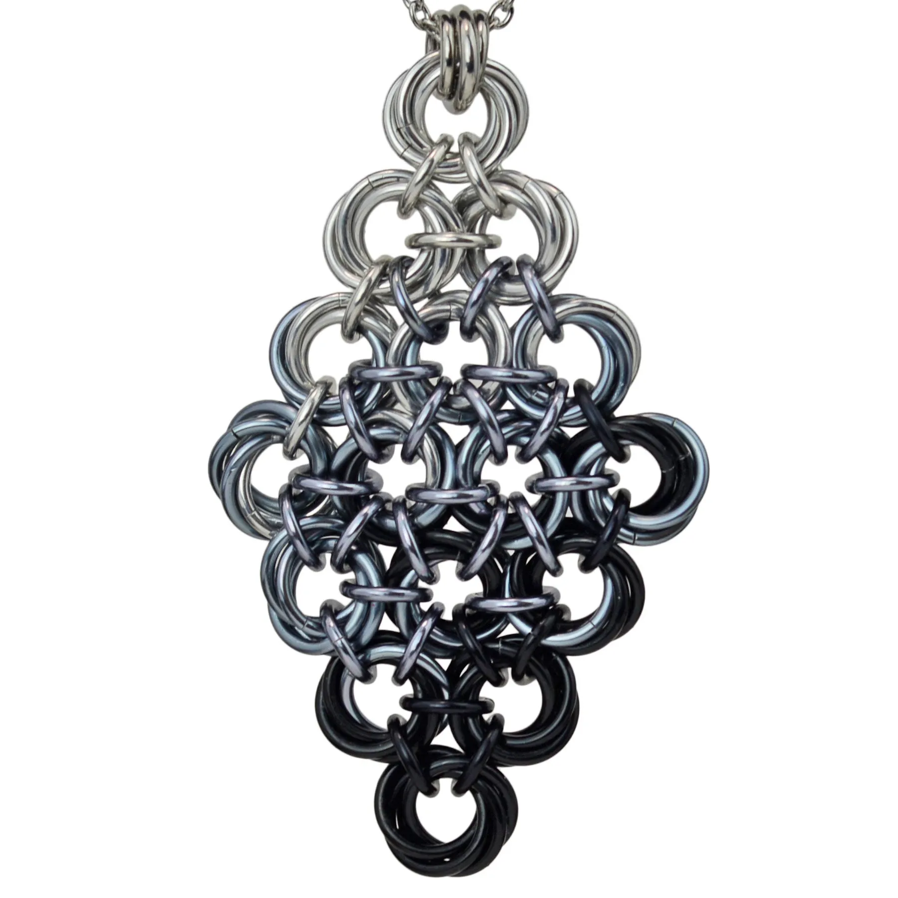 Knotted Diamond - Industrial
