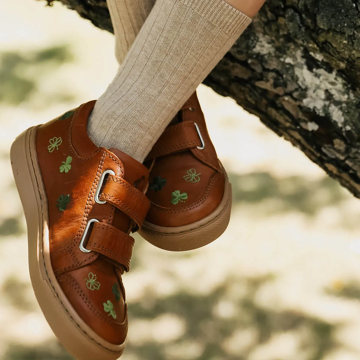 Low Sneaker Clover Uniqua Collection aus Chromfreien Premium Leder