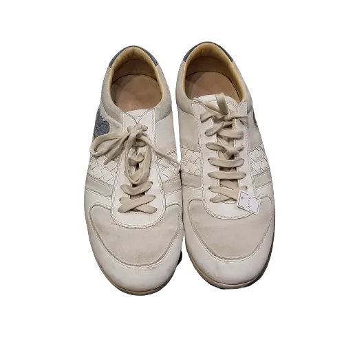 Low-top leather trainers