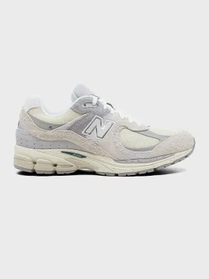 New Balance 2002R Sneakers | Linen/Concrete