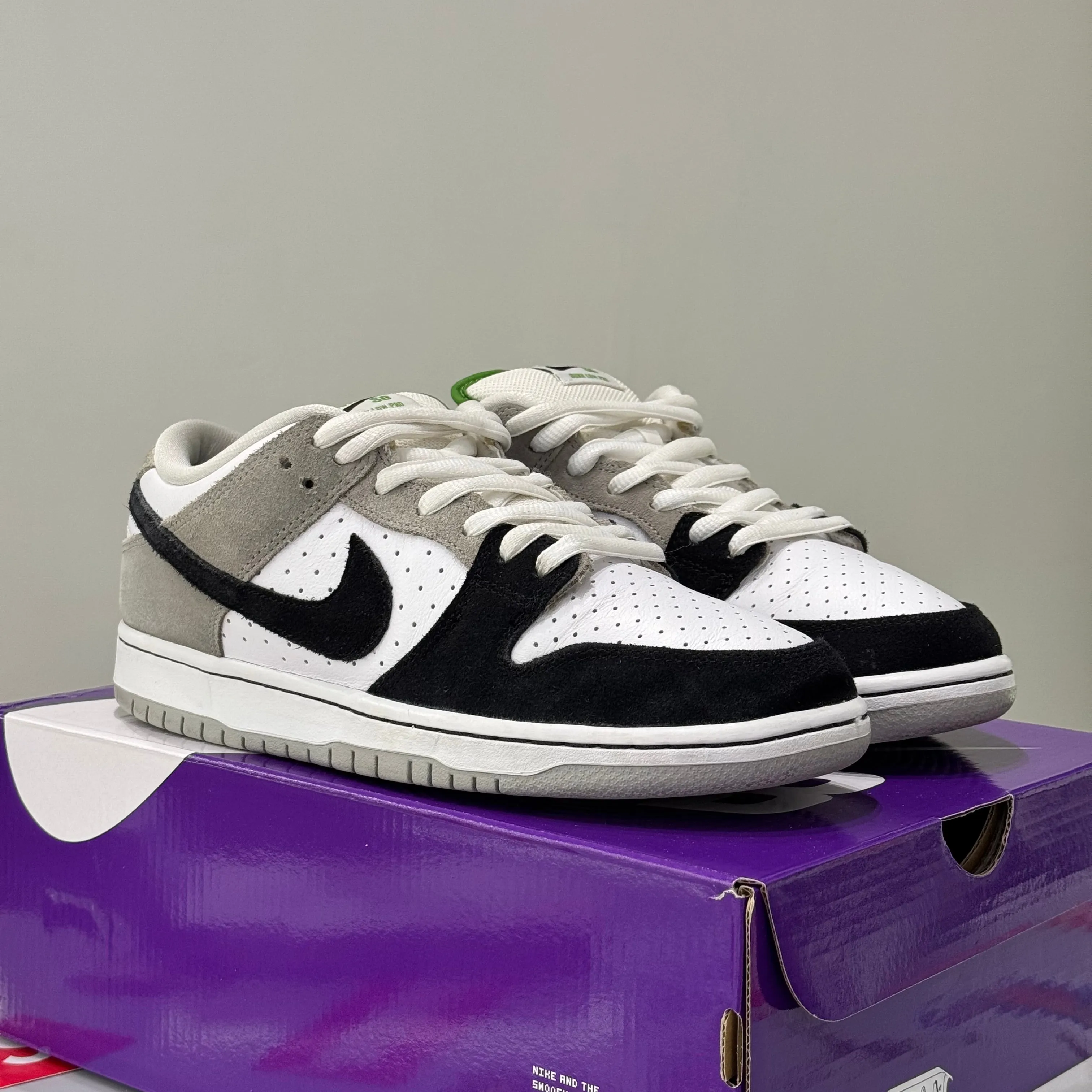 Nike SB Dunk Low Chlorophyll (43) - Usado
