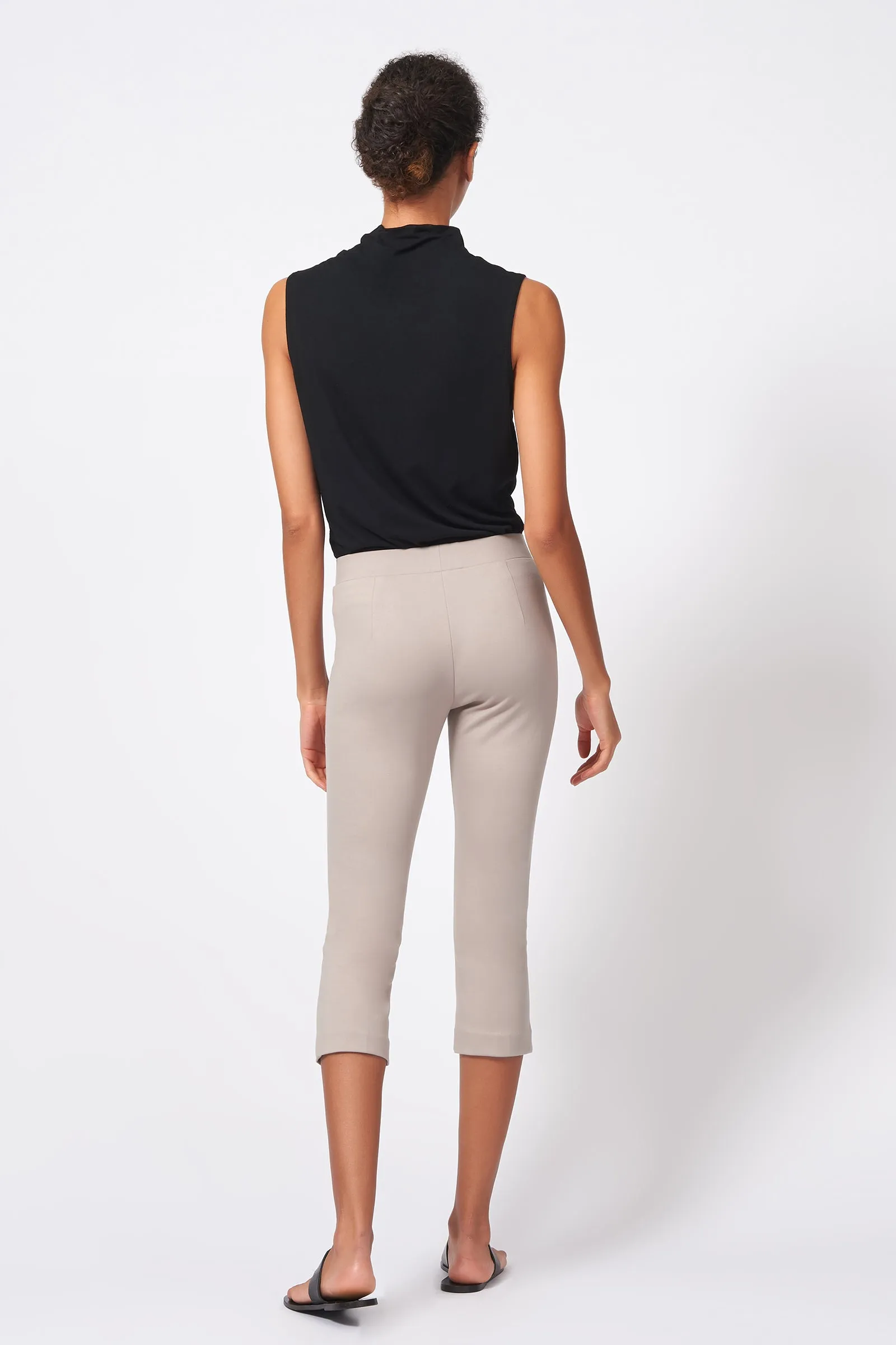 Pintuck Ponte 3/4 Pant - Taupe