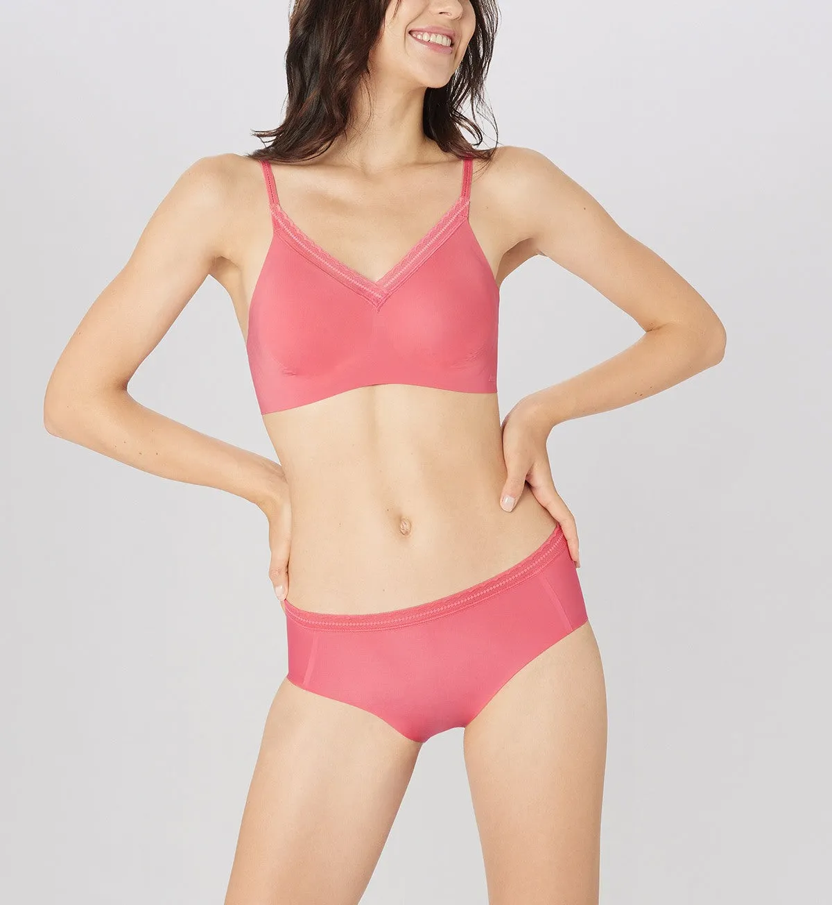 SLOGGI BODY ADAPT TWIST SOFT BRA