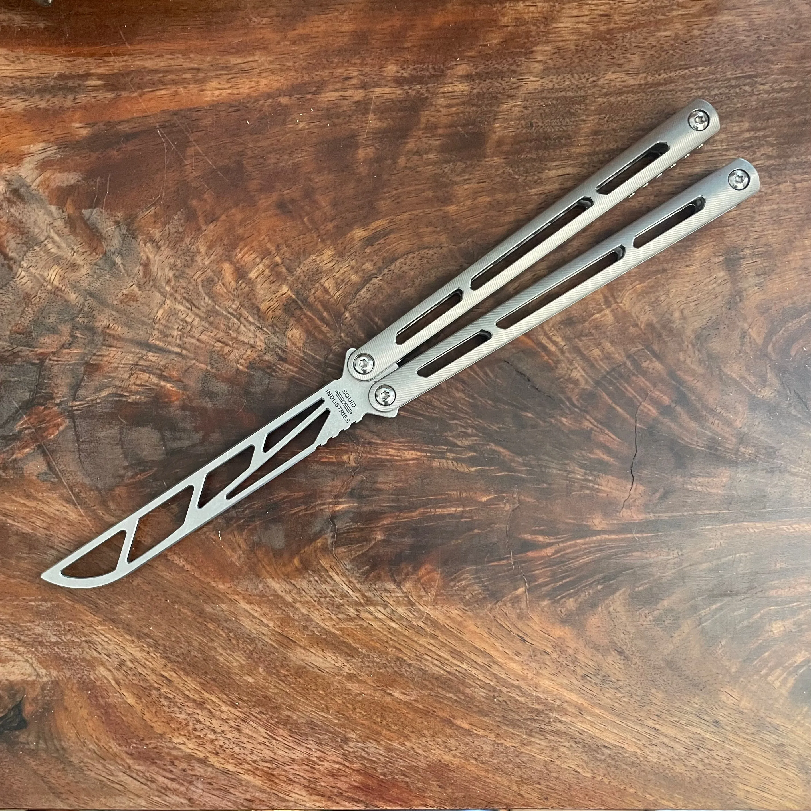 Squid Industries Tsunami Trainer