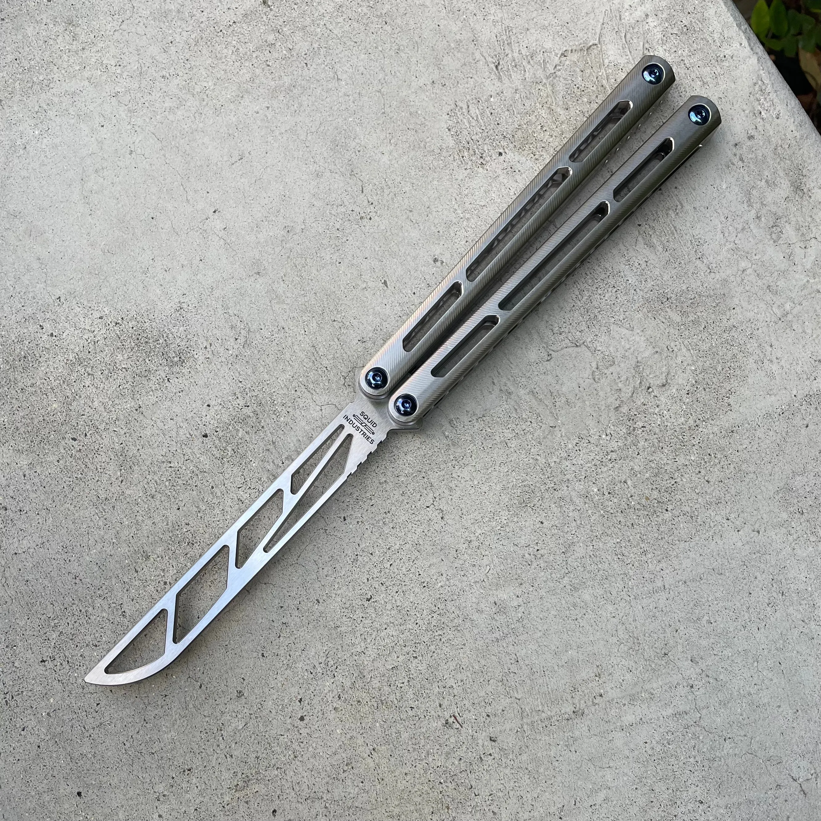 Squid Industries Tsunami Trainer