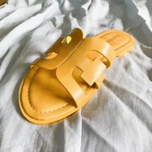 The Lyssa Sandal