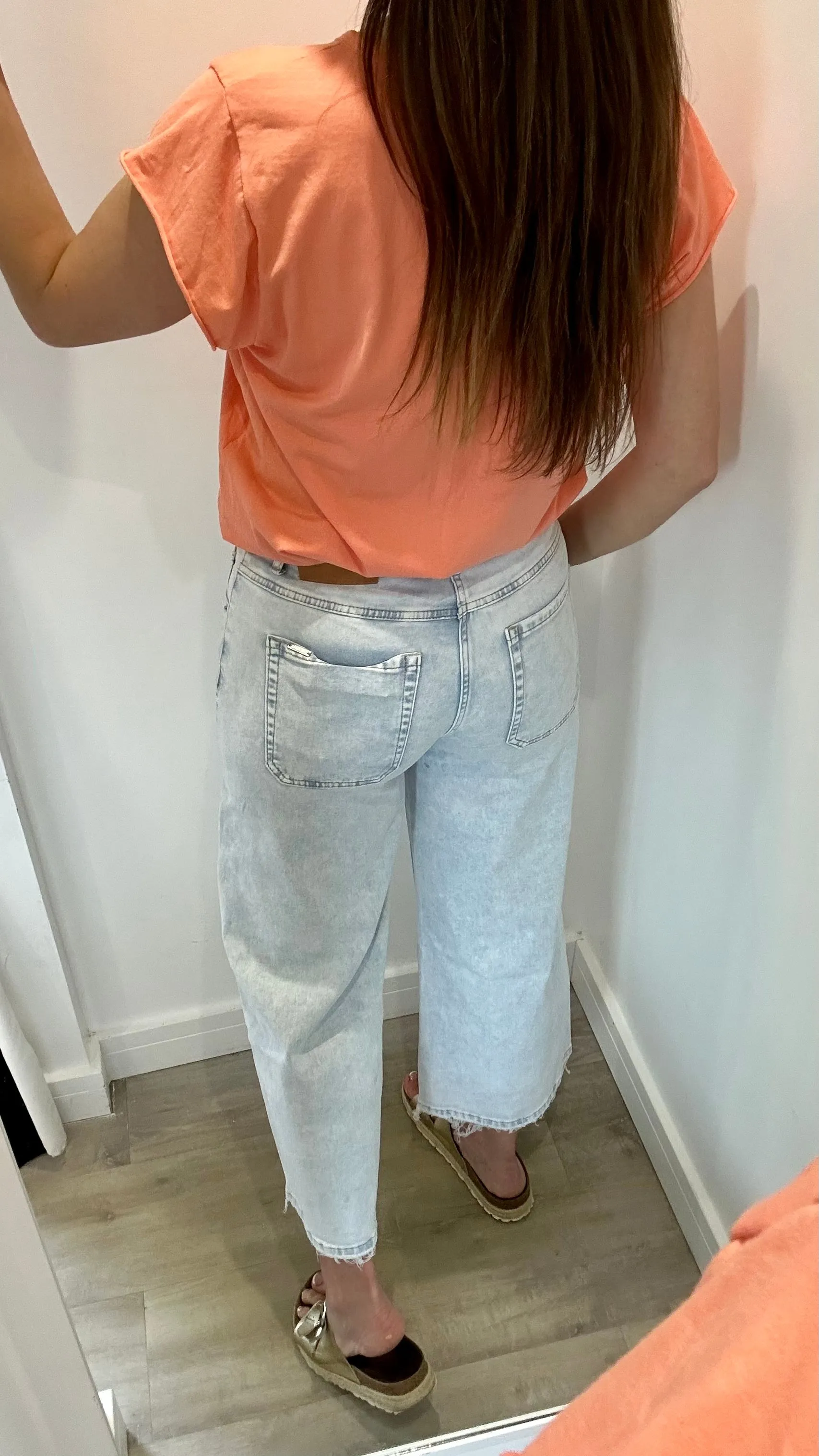 TOXIK LIGHT WASH CROPPED WIDE LEG JEANS