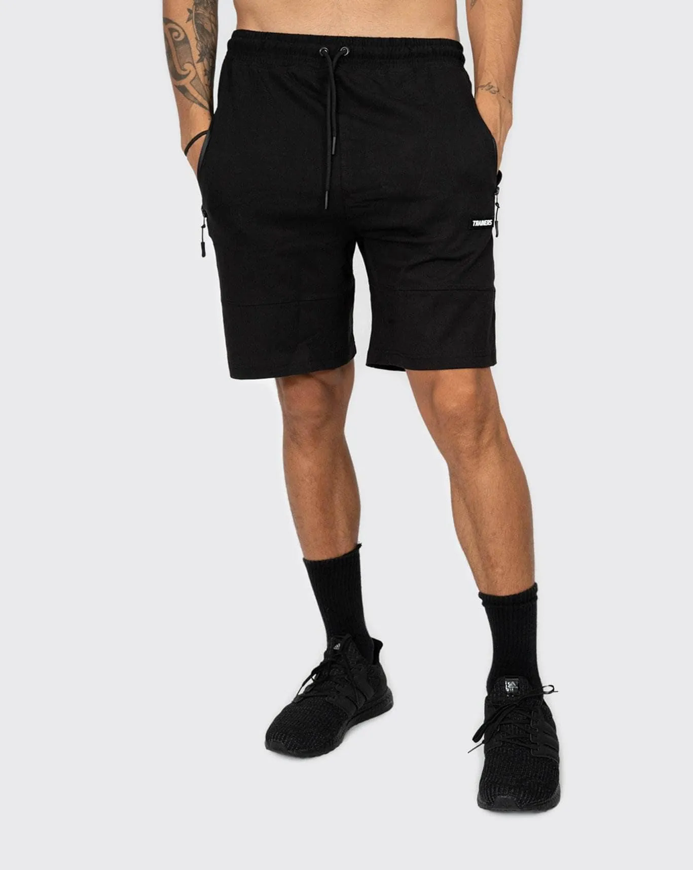 trainers v2 reigning tech stretch short